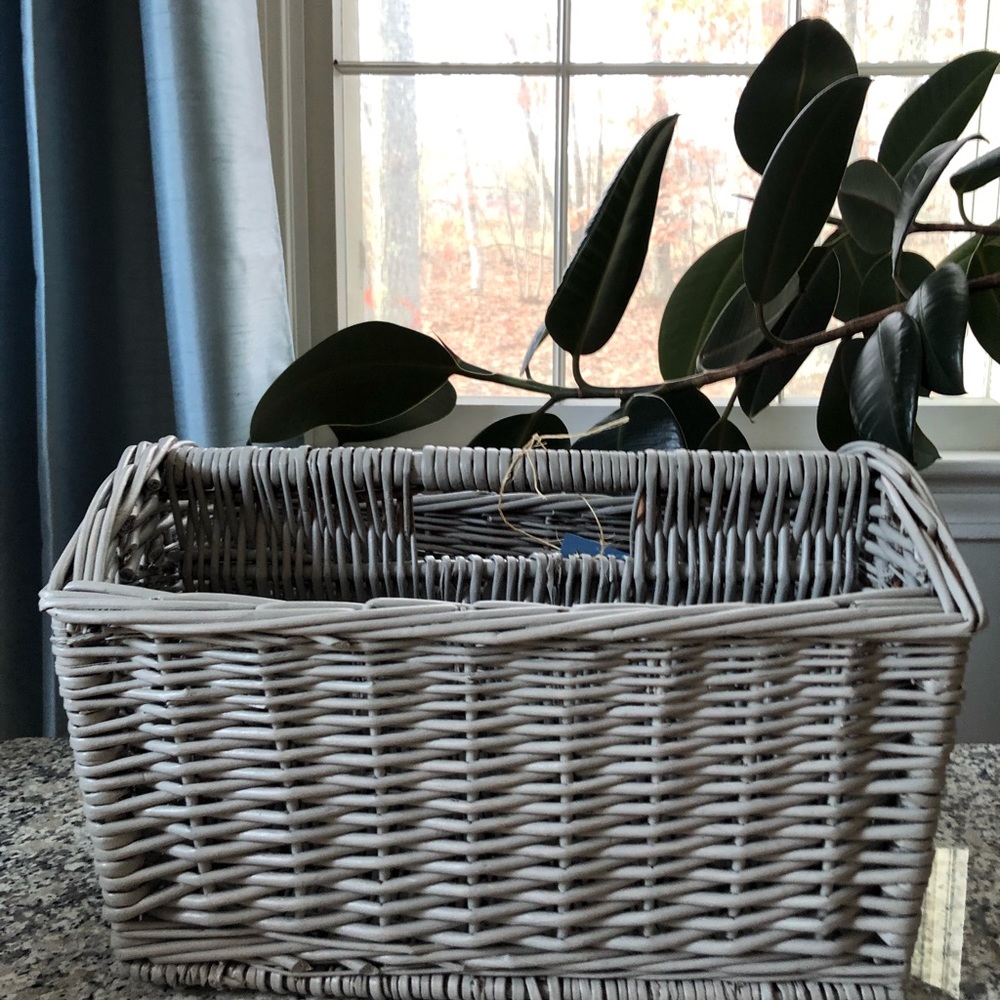 Vintage Wicker Basket with Divider.
